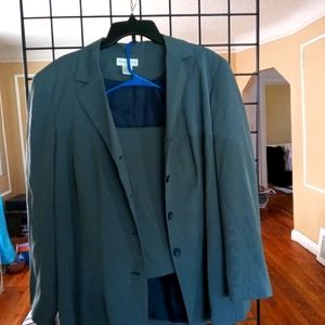 Women's 2-piece grey skirt suit